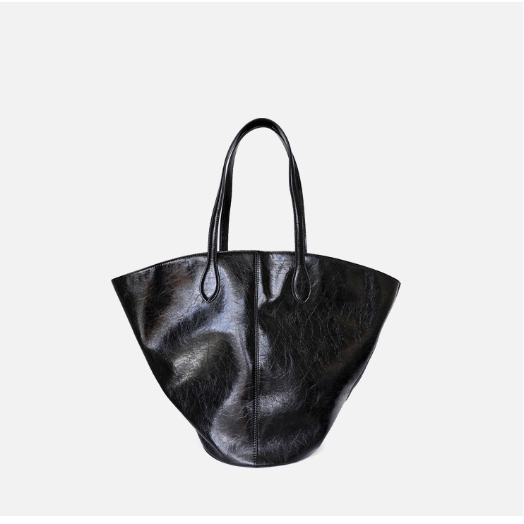 New Arrivel Grey Oil Leather Triangle Tote Bags