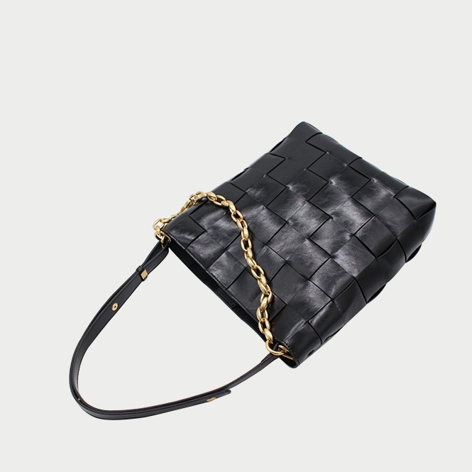 Black Leather Woven Bucket Bags Gold Chain | Baginning
