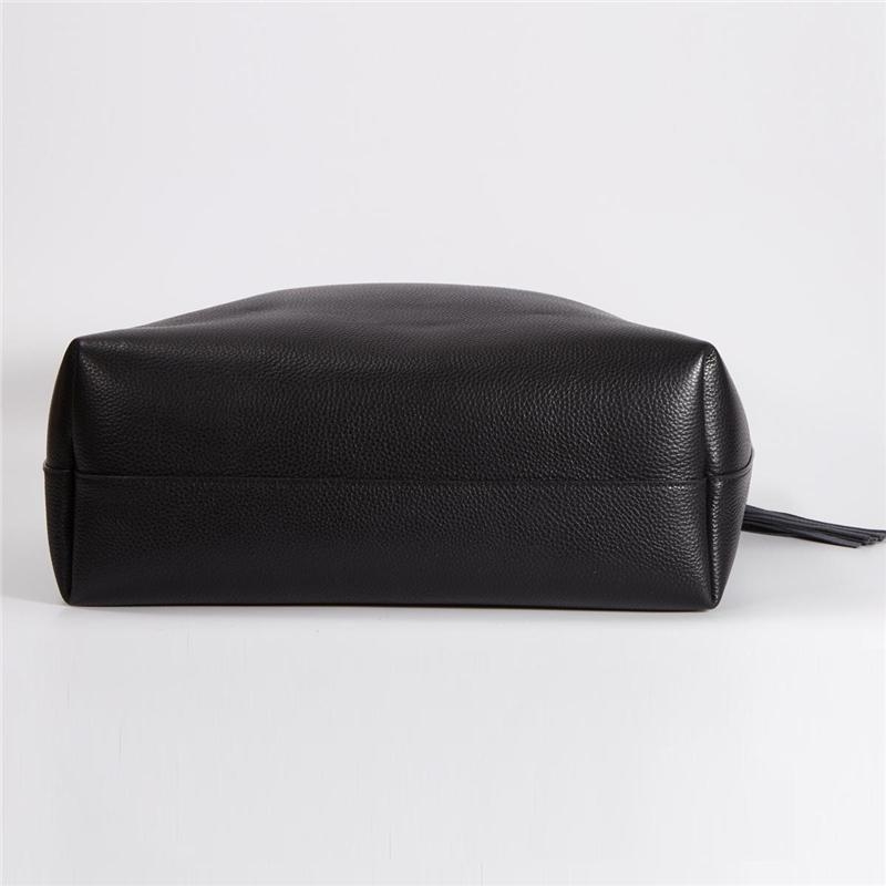 Baginning Forget-Me-Not Tassel Leather Tote Bag in Black