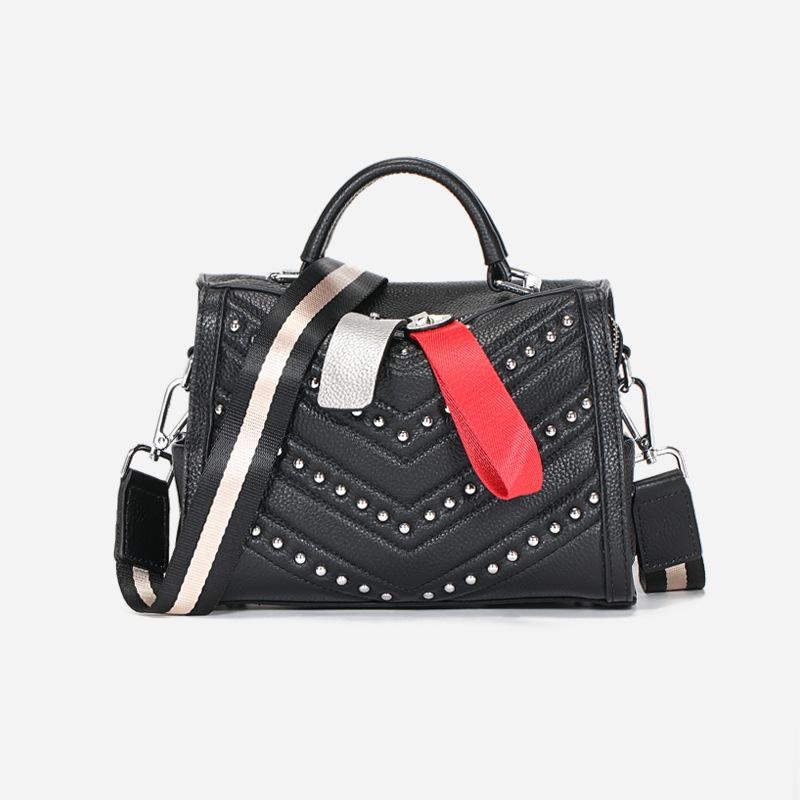 Black Leather Rivets Boston Bag Handbags with Wide Strap