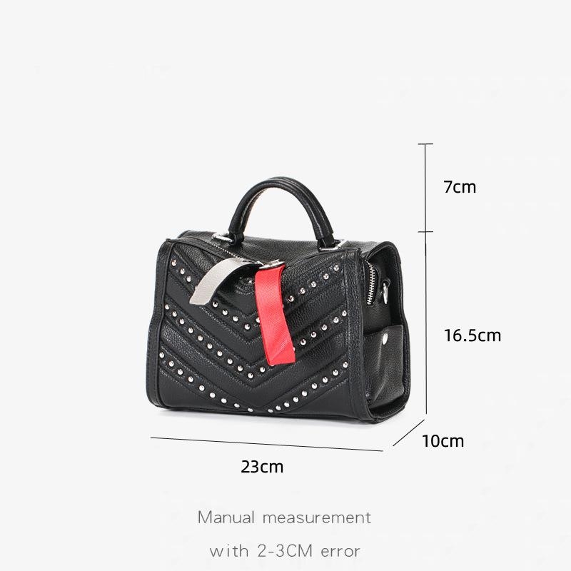 Black Leather Rivets Boston Bag Handbags with Wide Strap