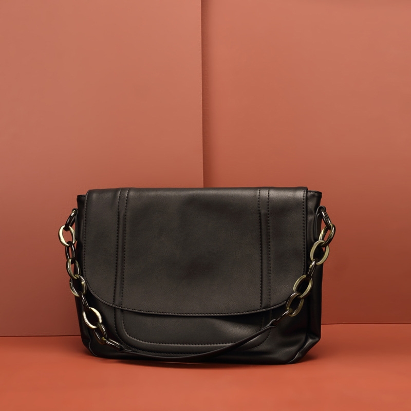 Black Leather Flap Big Size Messenger Bag Chain Hobo Bags