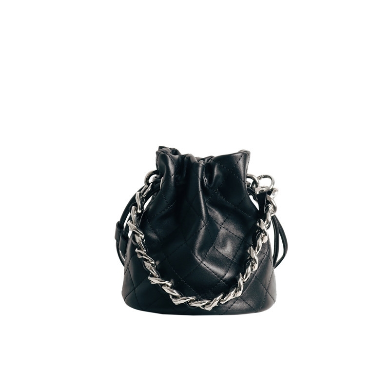 Black Full-Grain Leather Bucket Bag Quilted Handbag With Chain Strap