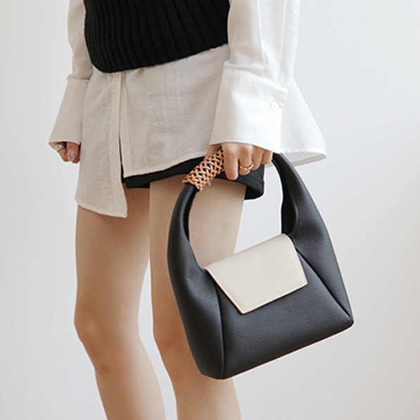 Black&White Leather Crossbody Shoulder Bag With Woven Handle Handbags