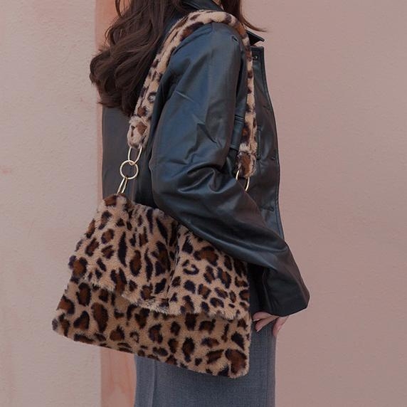 Leopard Faux Fur Shoulder Bags