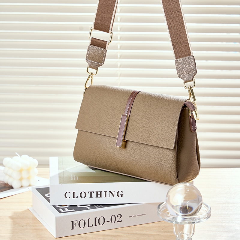 Grey Litchi Grain Leather Flap Wide Strap Crossbody Bags For Work