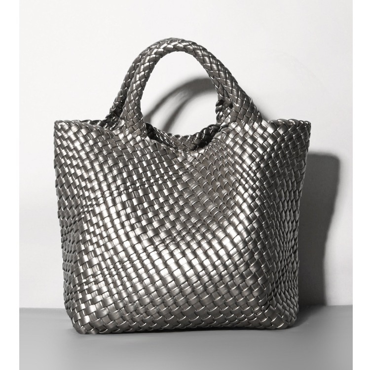 Designer Pure Oxidized Silver Hand Bag With Handle For Ladies at Rs  120/gram in Jaipur