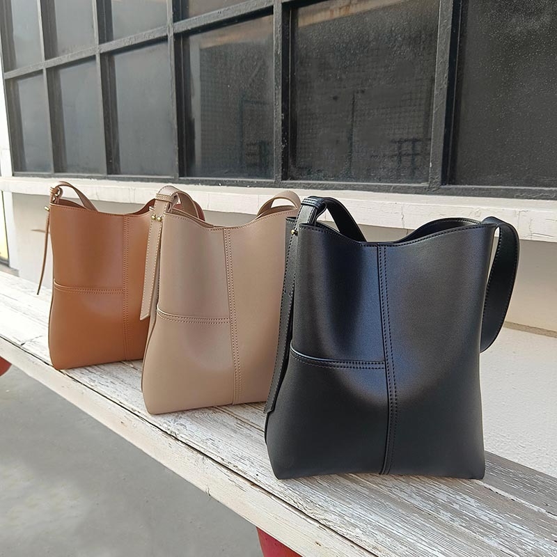 Women's Black Leather High-grade Texture Bucket Bag