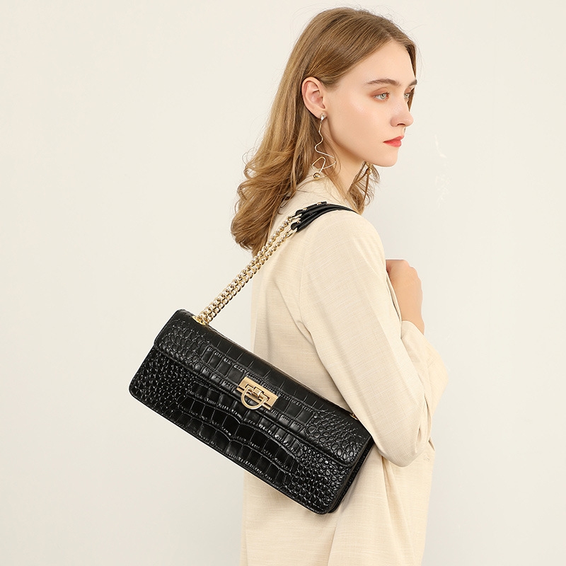 Women's Black Python Printed Square Chain Shoulder Bags
