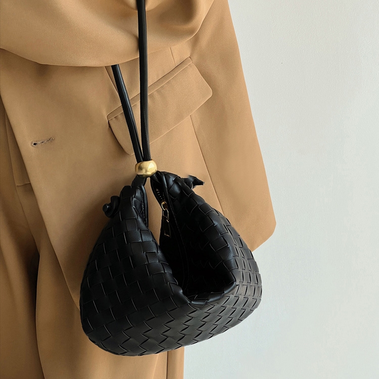 Women' Black Leather Woven Half Moon Shoulder Bags Summer Bags