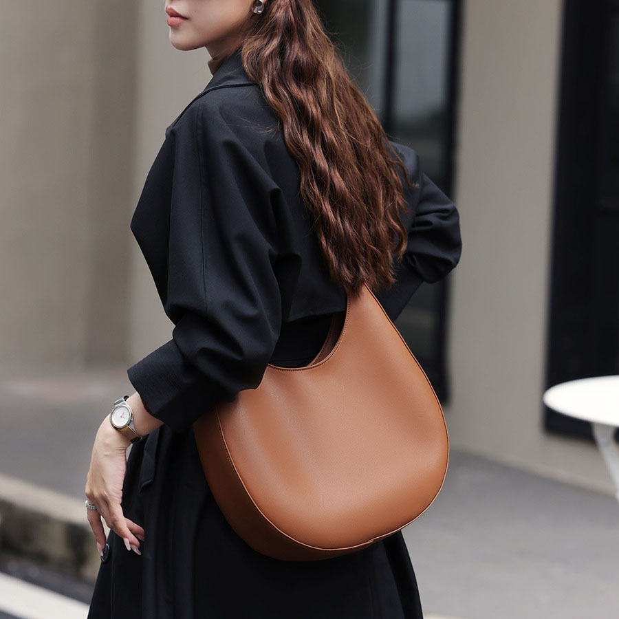 Buy Berliner Bags Vintage Shoulder Bag Bella, small leather hobo bag,  handbag for women - Brown at Amazon.in