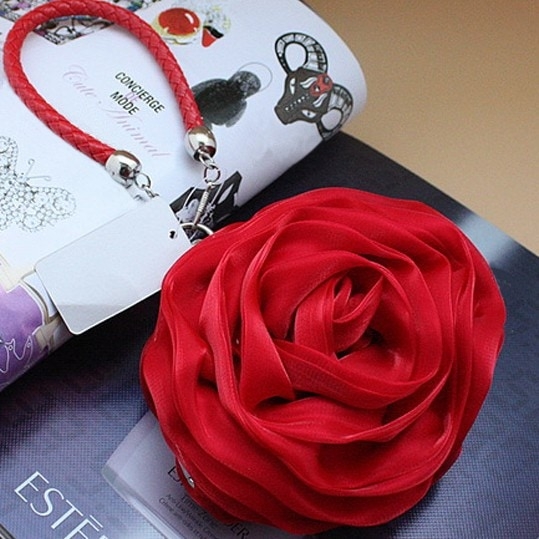 Yiwa Fashion Creative Rose Flower Shape Folding Handbag Purse Bag Hanger  Durable Table Hook Hang Holder Pink : Amazon.in: Home & Kitchen