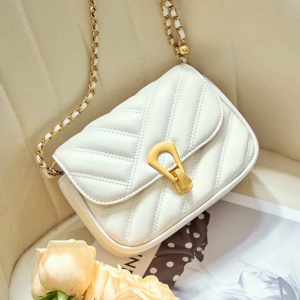 Women's White Quilted Leather Flap Chain Crossbody Purses Mini