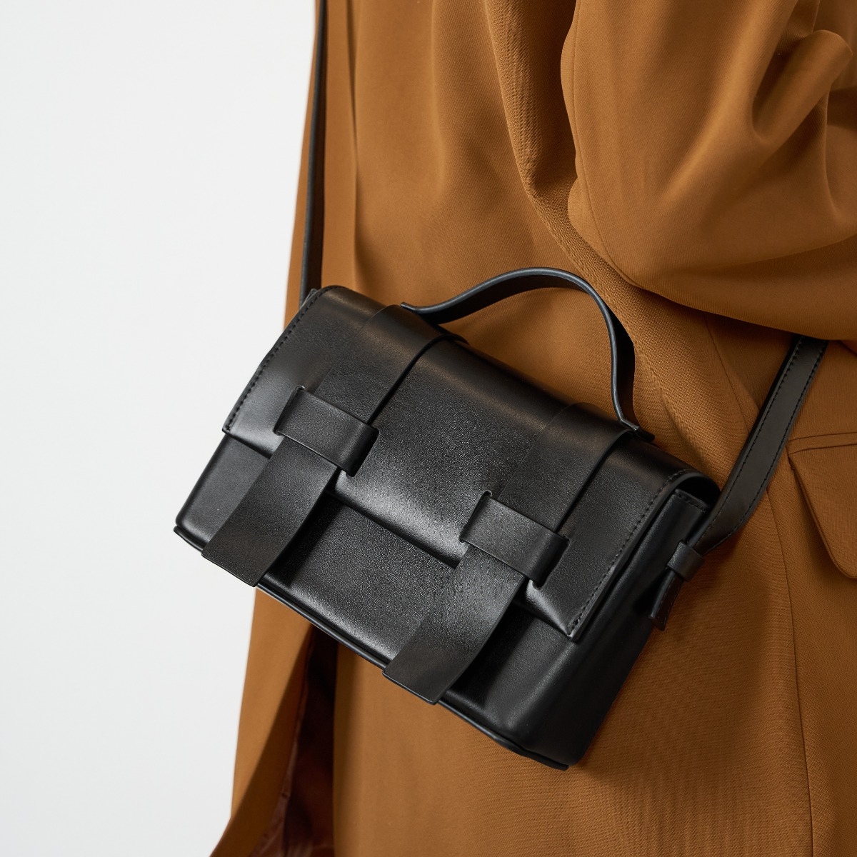 Women's Vintage Black Leather Flap Square Mini Crossbody Bags