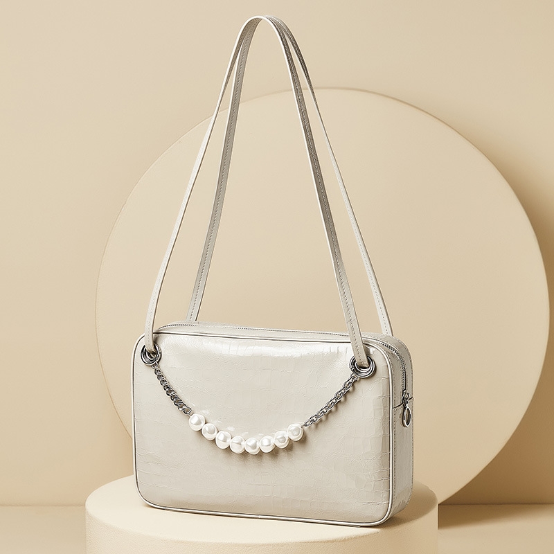 Chanel Luxe Ligne Shoulder Bags for Women