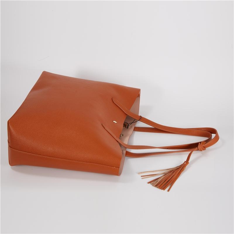 Baginning Forget-Me-Not Tassel Leather Tote Bag in Tan