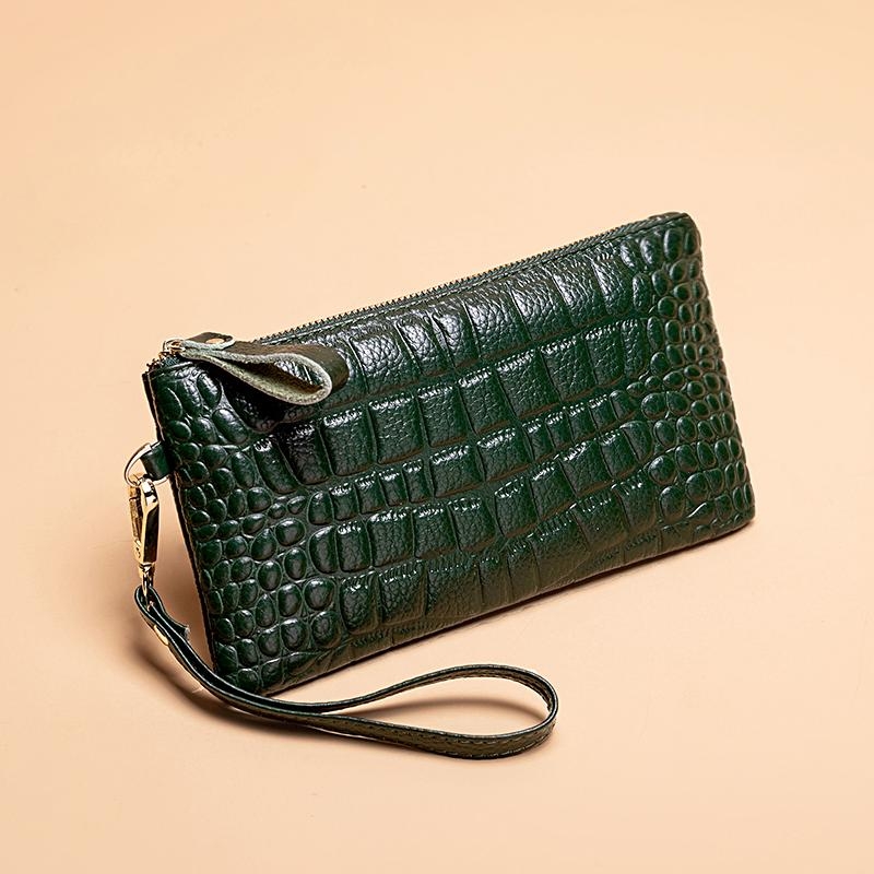 Black Croc Embossement Leather Zipper Wallet for Women