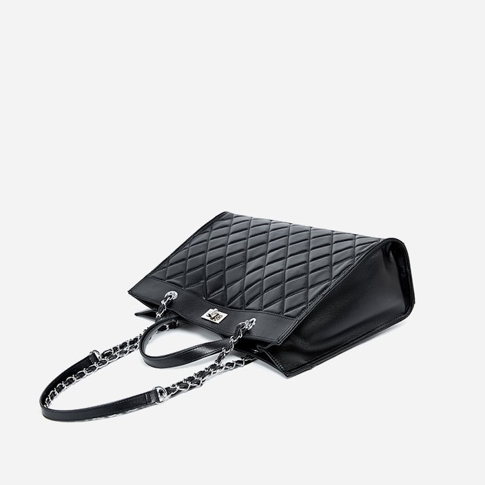 Black Leather Quilted High-capacity Chain Shoulder Bags 