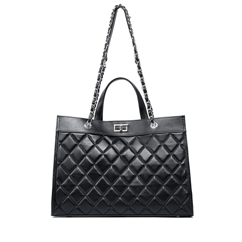 Black Leather Quilted High-capacity Chain Shoulder Bags 