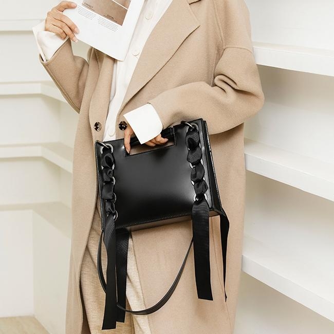 White Ribbon Woven Leather Square Shoulder Bags