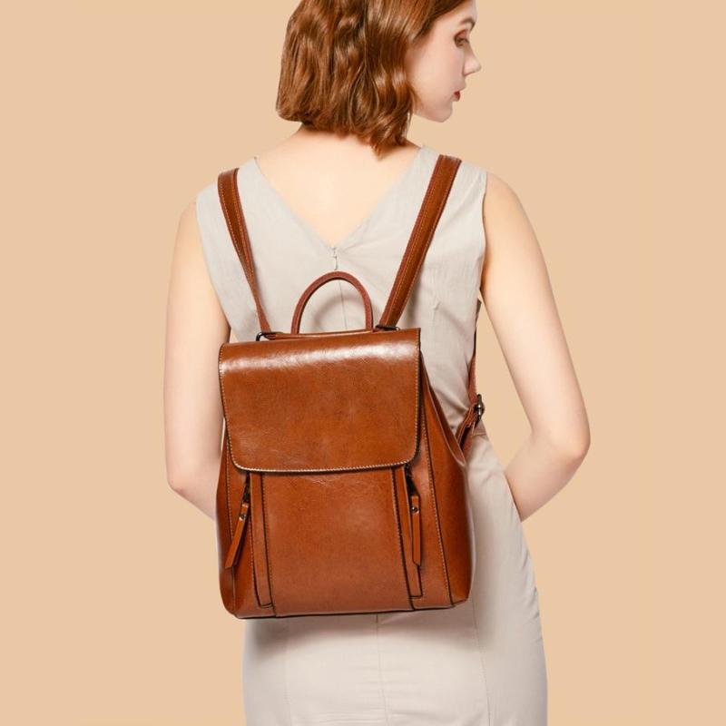 Grey Retro Leather Flap Zipper Everyday Backpack