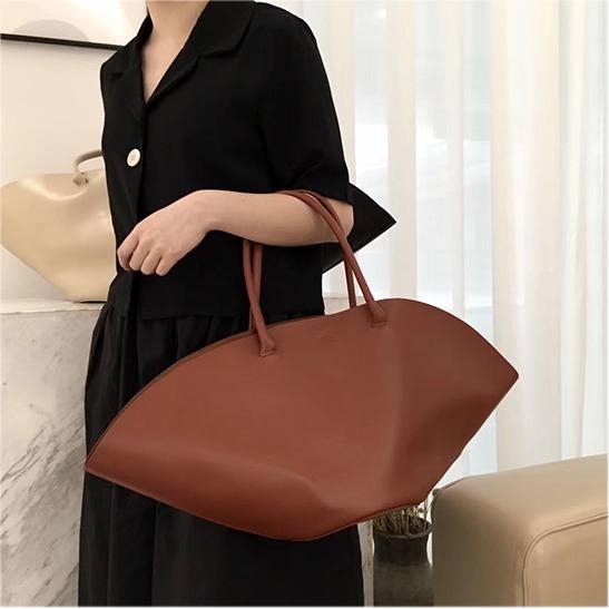 Black Shell Vegan Leather Tote Bags with Inner Pouch
