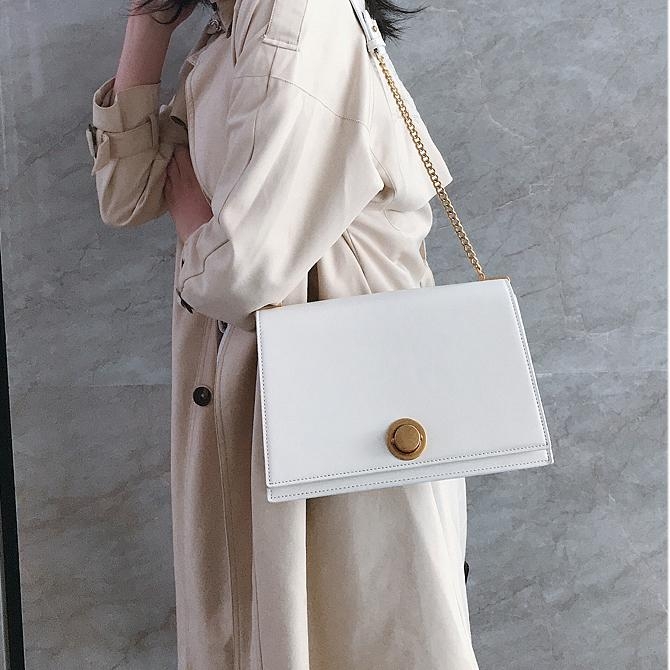 White over the Shoulder Bags Flap Chain Bag