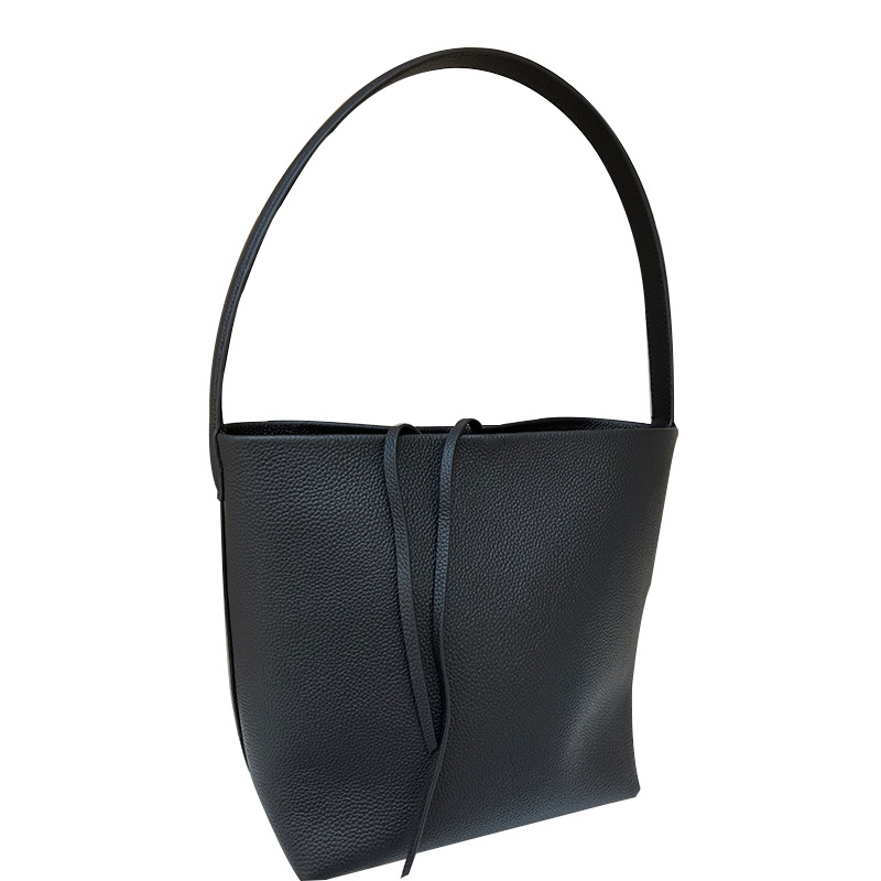 Women's White Leather High-capacity Shoulder Bucket Bag
