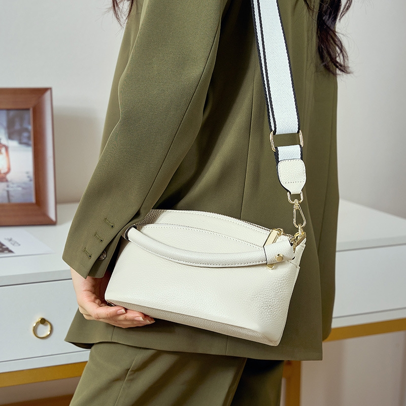 Women's White Leather Pocket Zipper Shoulder Hoho Bags