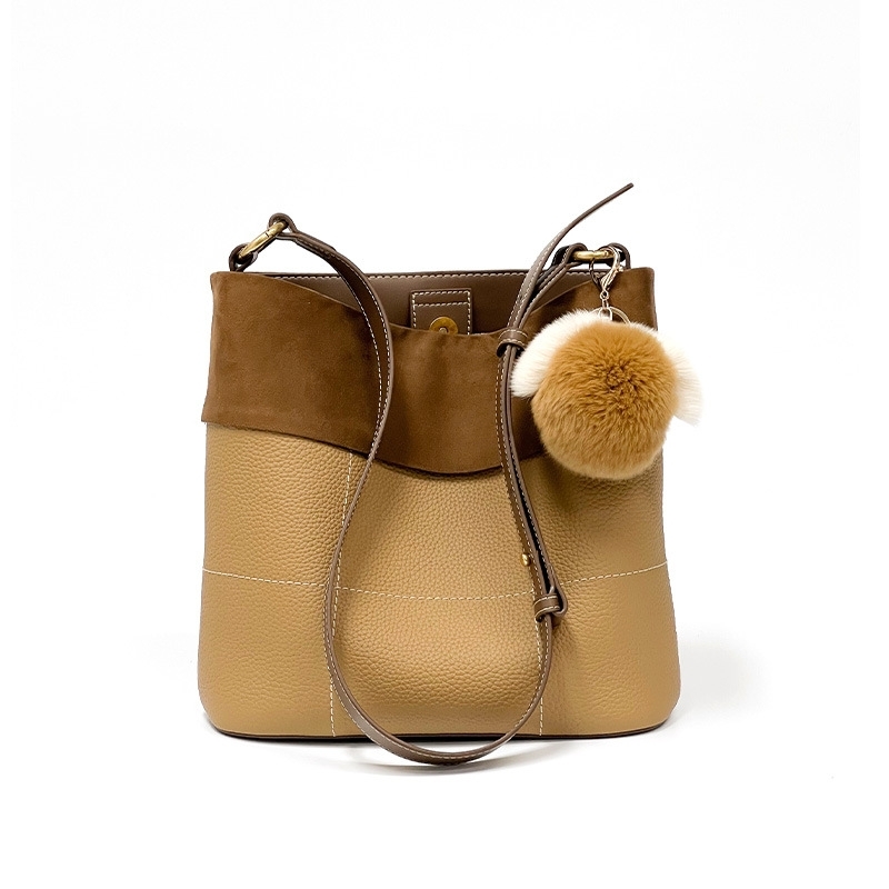 Women's Sesama Brown Leather Shoulder Tote Bag