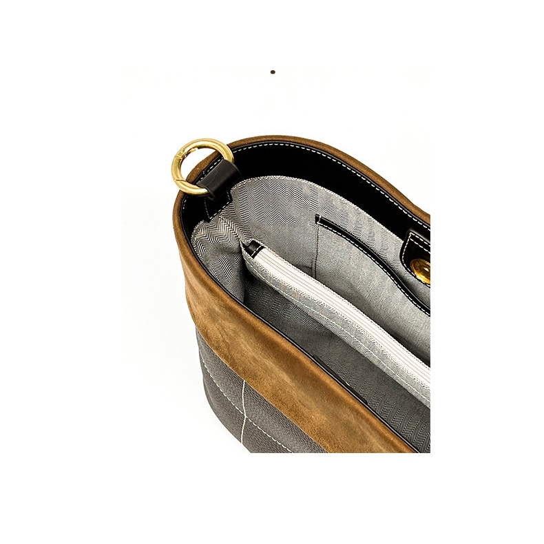 Women's Sesama Brown Leather Shoulder Tote Bag