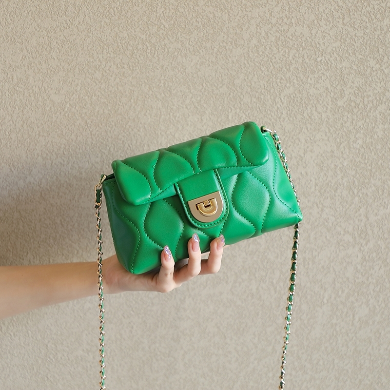 Women's Green Leather Flap Quilted Chain Shoulder Mini Bags